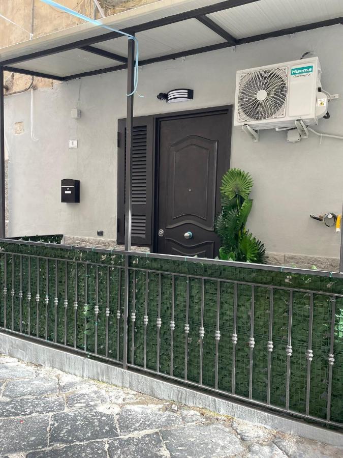 Casa Vacanze Luisa Неаполь Экстерьер фото